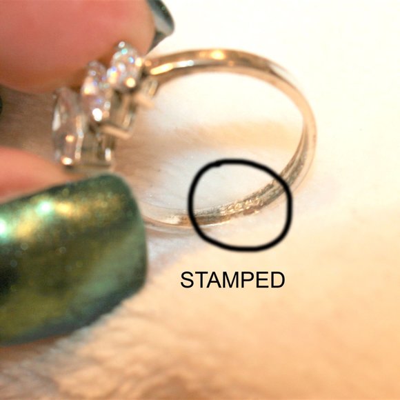 Vintage Sterling Silver Ring size 8 - Picture 5 of 8